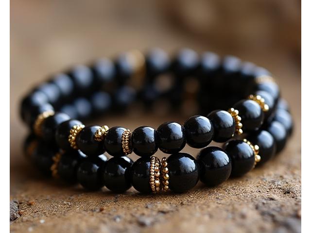 オニキスとK10ゴールドのブレスレット